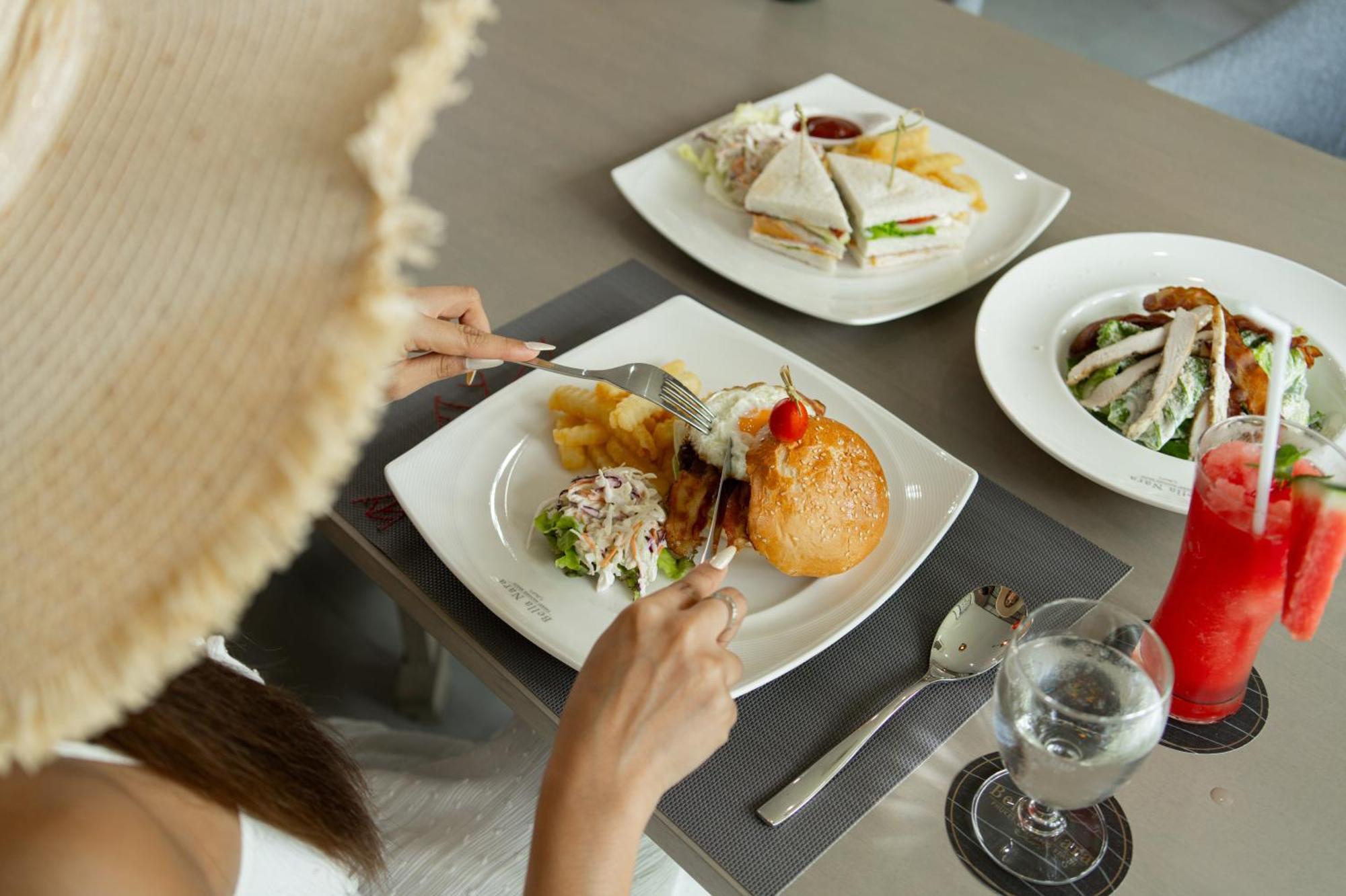 Bella Nara Phuket Naiyang Beach Nai Yang Экстерьер фото